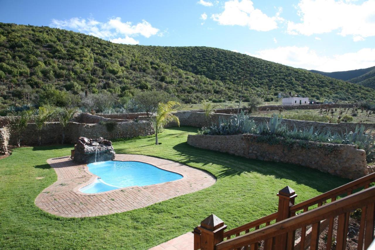 Berluda Farmhouse And Cottages Oudtshoorn Exterior photo