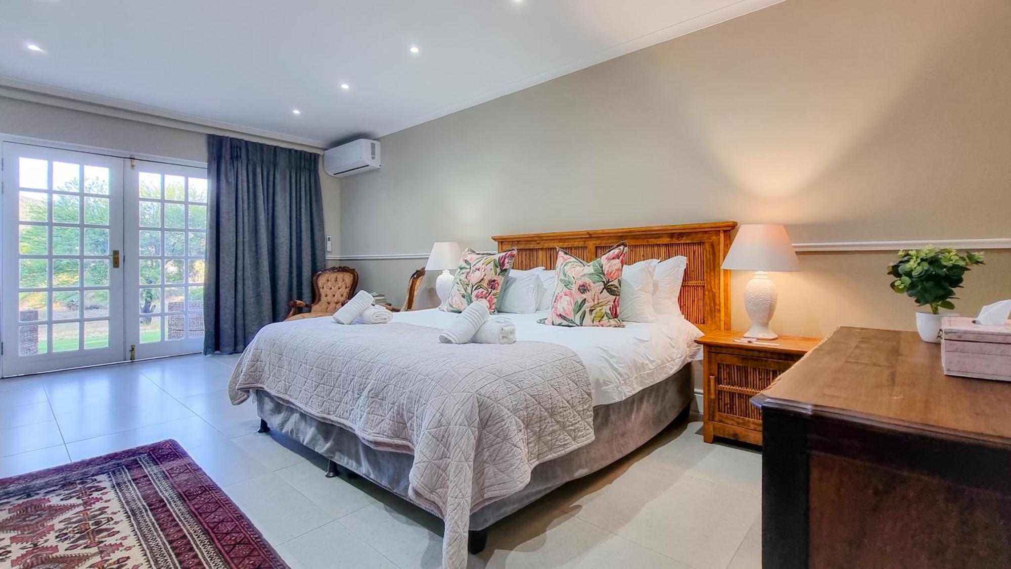 Berluda Farmhouse And Cottages Oudtshoorn Exterior photo